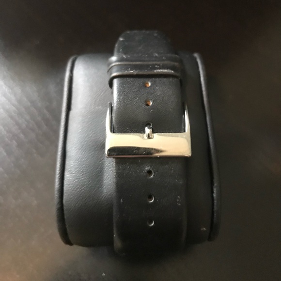 Kenneth Cole Watch - Picture 3 of 3